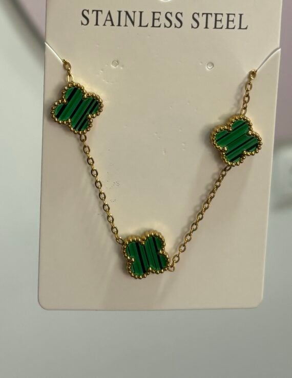 Collar trébol