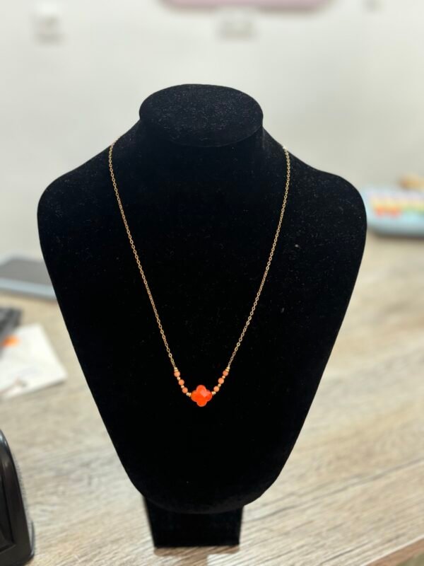 Collar trébol
